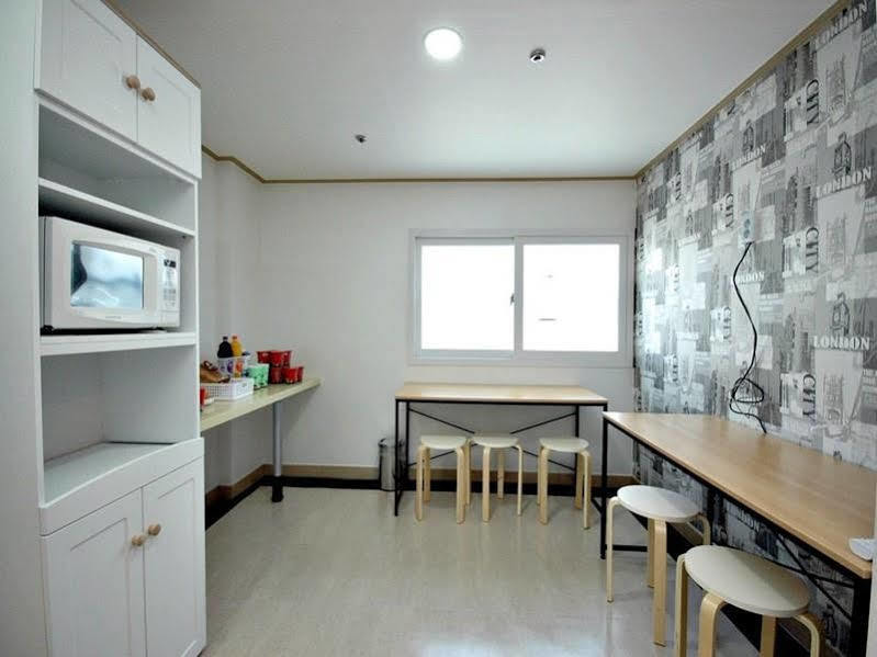 Eel Guesthouse Seul Zewnętrze zdjęcie