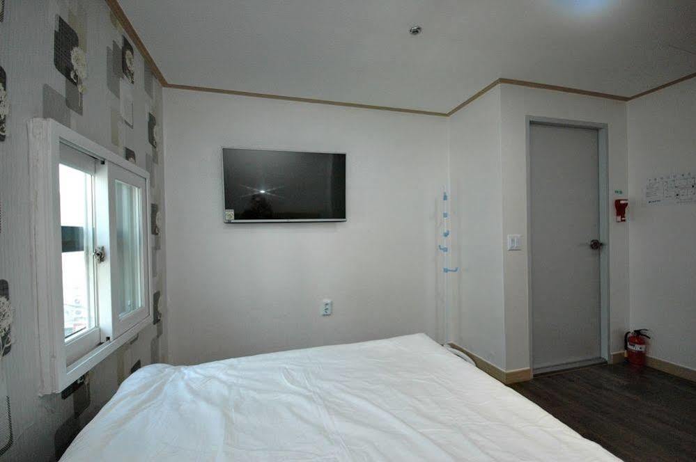 Eel Guesthouse Seul Zewnętrze zdjęcie