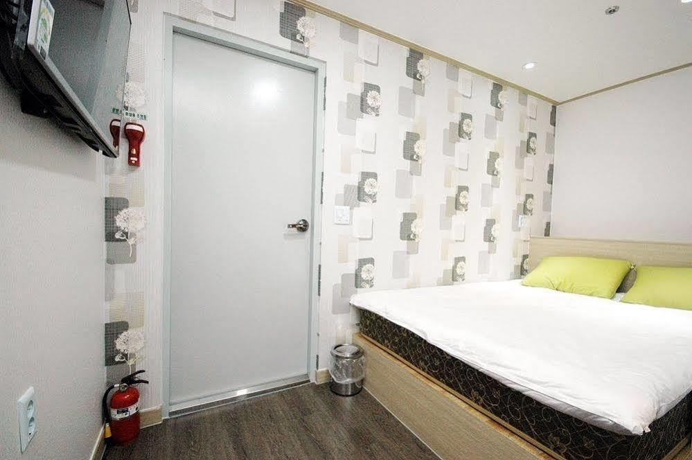Eel Guesthouse Seul Zewnętrze zdjęcie